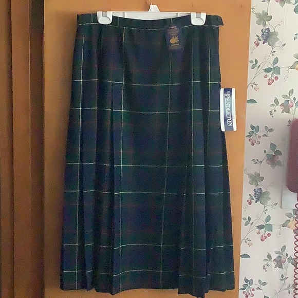 Pendleton Dresses & Skirts - New pendleton tartan pleated skirt